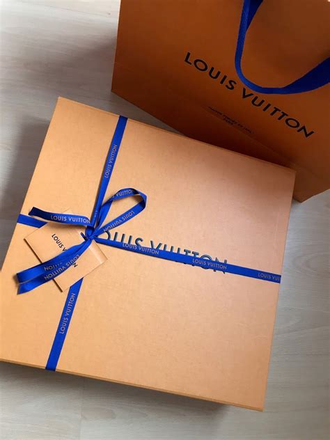 emballage cadeau louis vuitton|louis vuitton gift box colors.